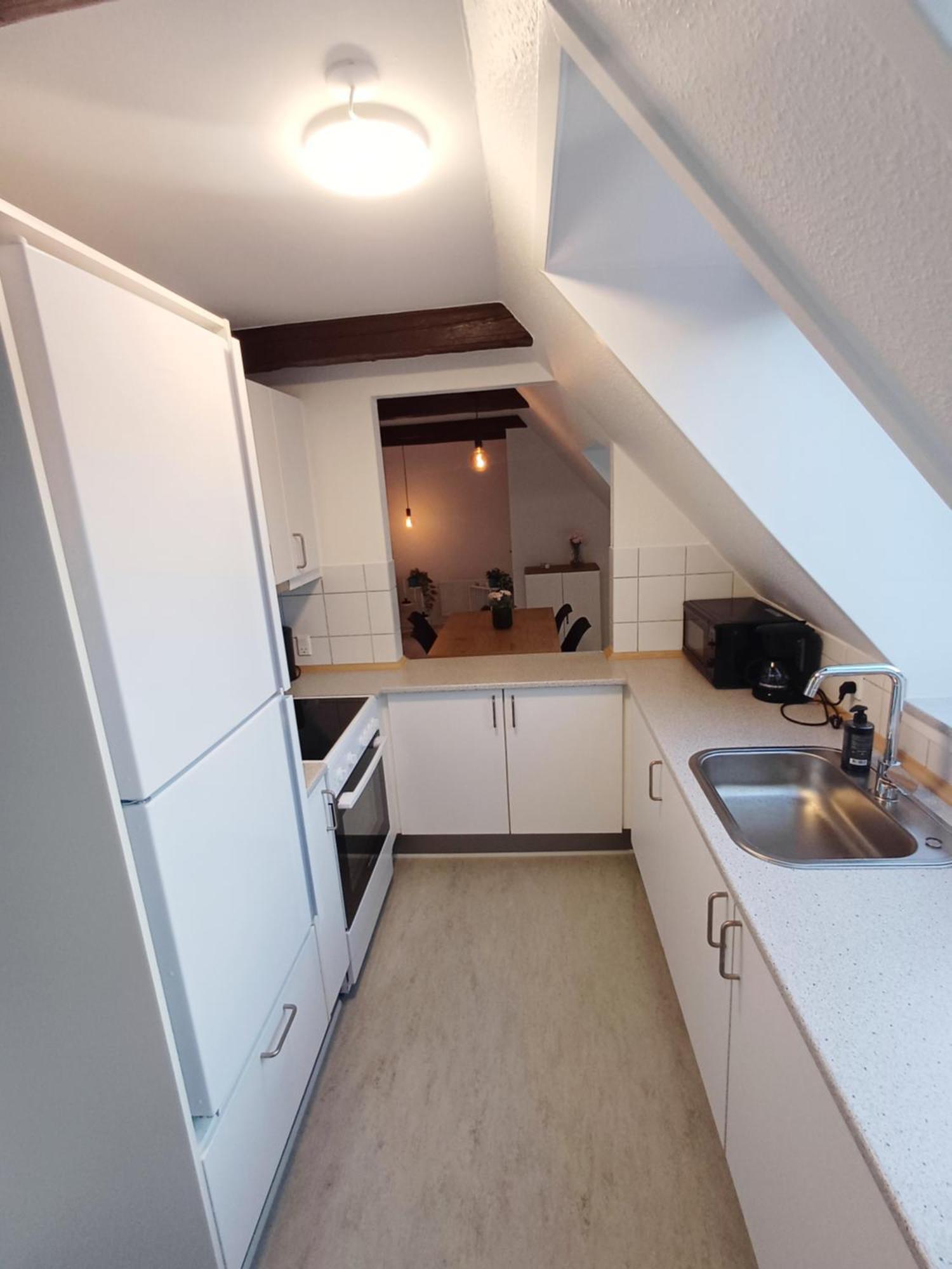 רנדרס Beautiful 2 Bedroom Apartment Center Of City מראה חיצוני תמונה